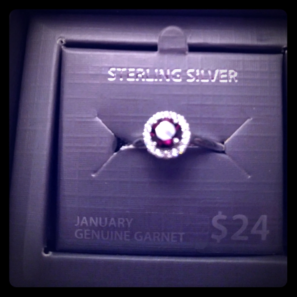 Sterling Silver Garnett Ring Size 7